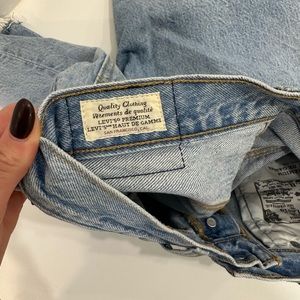 Vintage Levi Shorts (5 inch length)